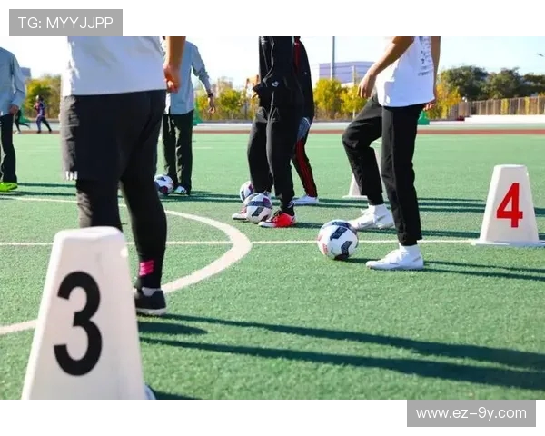 以埠村学区足球社团推动校园体育融合发展路径与模式的实践探索