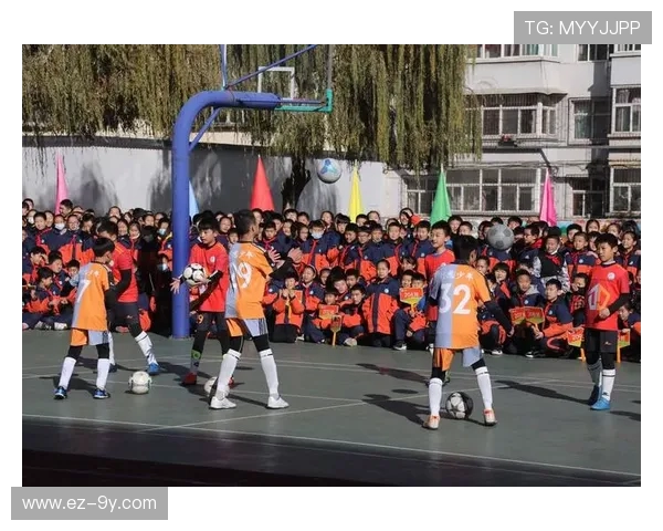 四平足球拉拉队激情助威展现风采团队精神点燃赛场热情